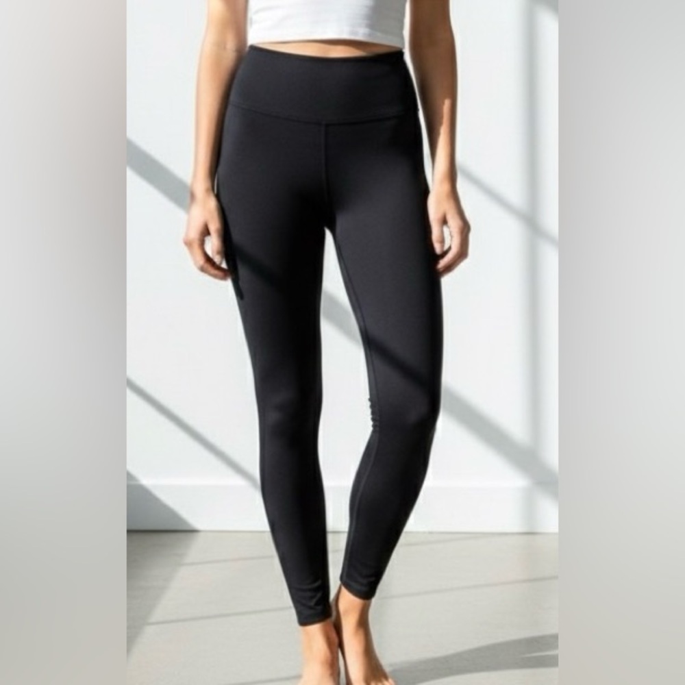 Leonisa black ankle length leggings NWOT, high waisted, firm compression,tight S